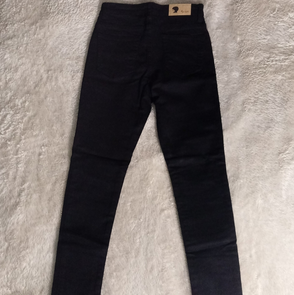 New Black ankle Jeans, ripped at knees - Picture 4 of 8